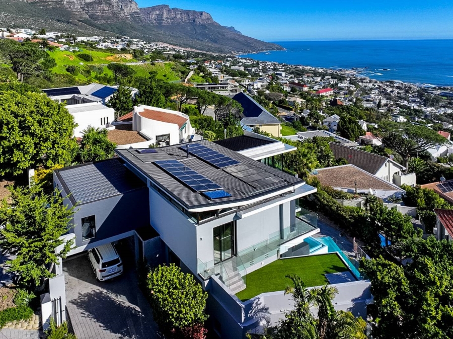 5 Bedroom Property for Sale in Camps Bay Western Cape